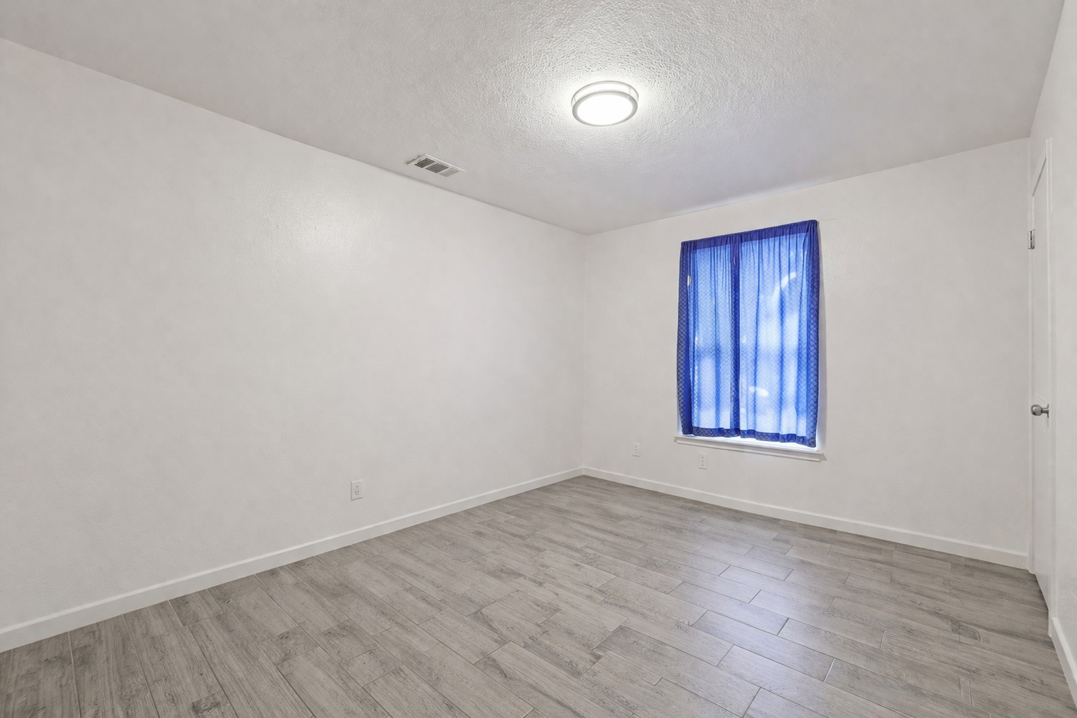 200 Monterrey Street, Unit A & B Elgin, TX 78621 - Photo 23 of 32 Bedroom - 200 Monterrey, Elgin, TX 78621