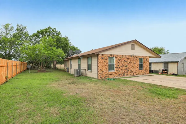 $299,000 | 200 Monterrey Street, Unit A & B, Elgin, TX 78621
