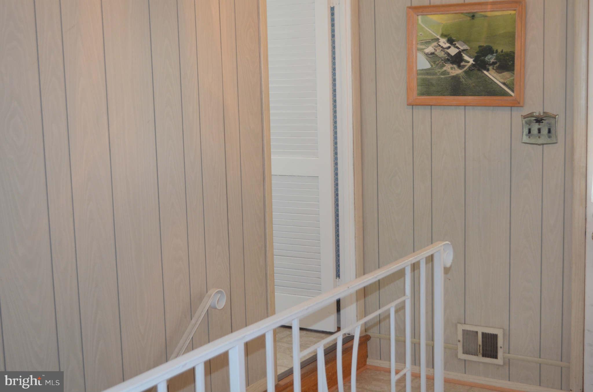 2612 Woodedge Road Silver Spring, MD 20906 - Photo 3 of 27 Interior (General)