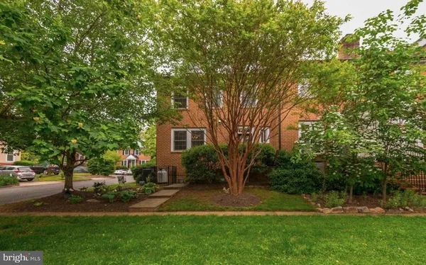 $4,250 | 5 Piedmont Drive, Middleburg, VA 20117