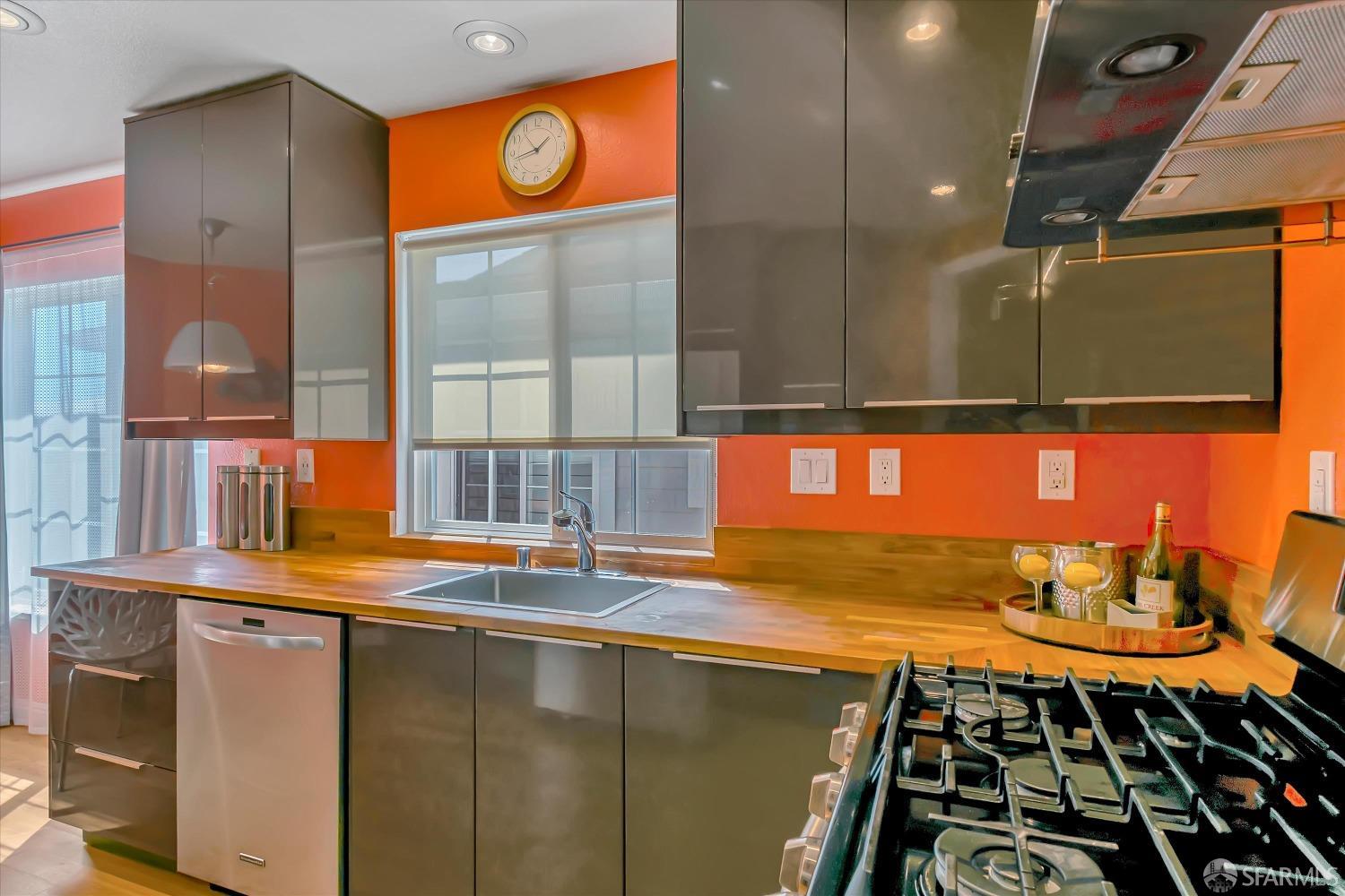 35 Outlook Circle Pacifica, CA 94044 - Photo 18 of 44