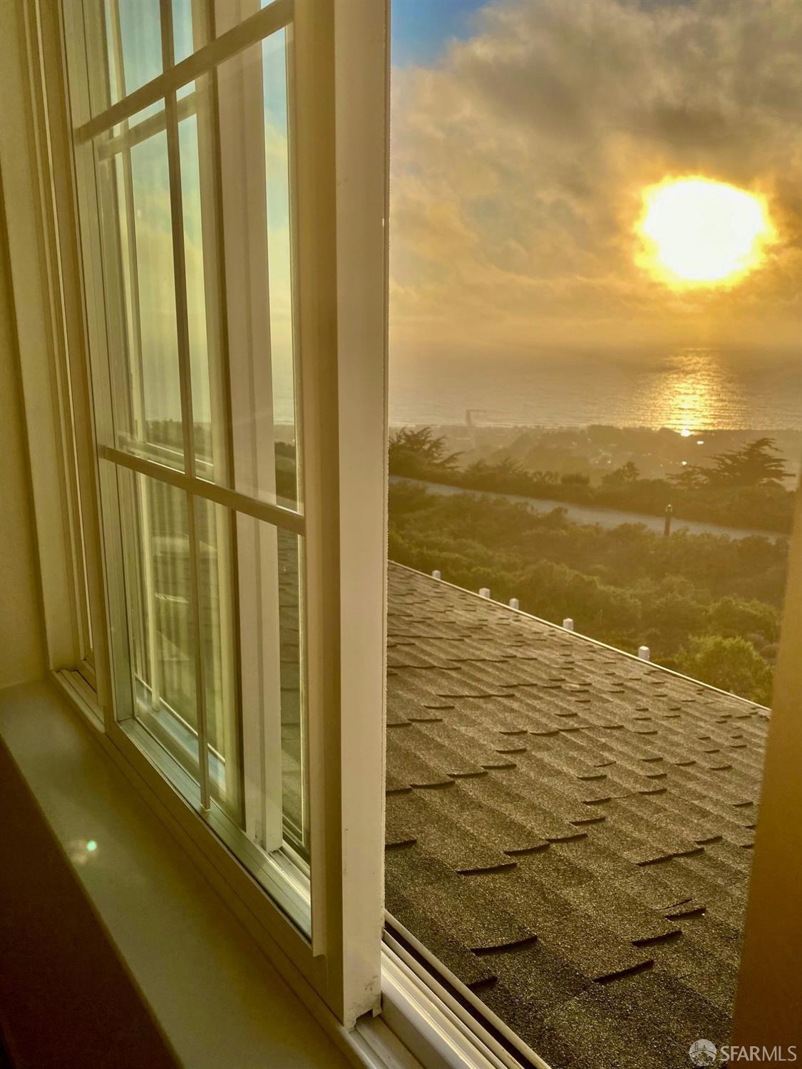 35 Outlook Circle Pacifica, CA 94044 - Photo 36 of 44