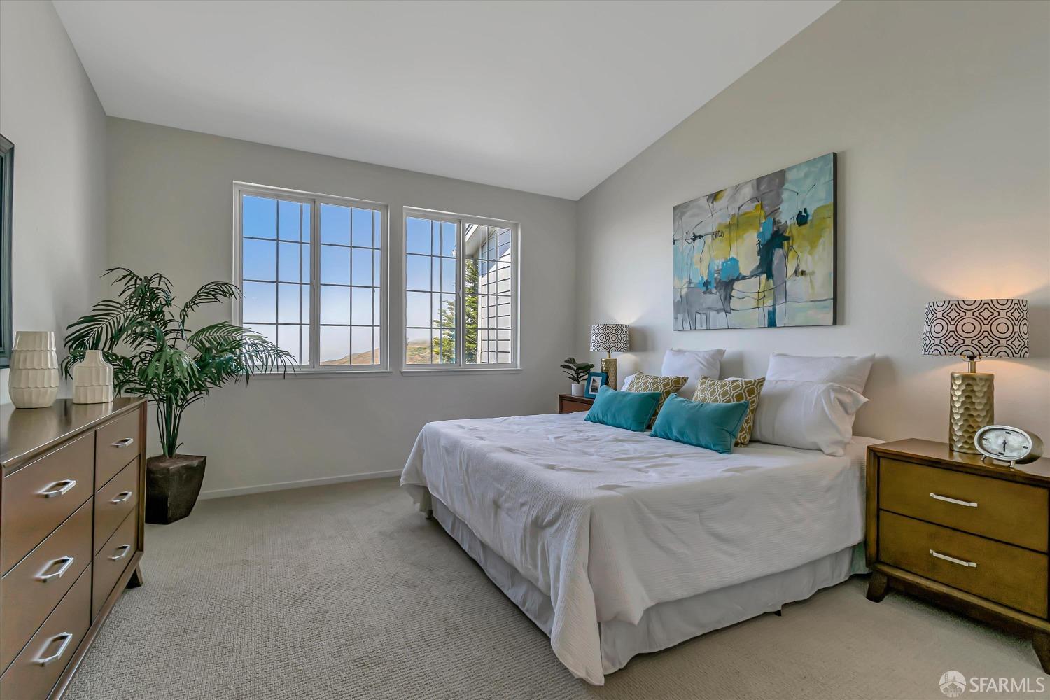 35 Outlook Circle Pacifica, CA 94044 - Photo 7 of 44