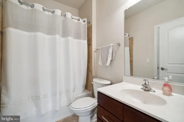 $4,150 | 22201 Falling Terrace, Ashburn, VA 20148