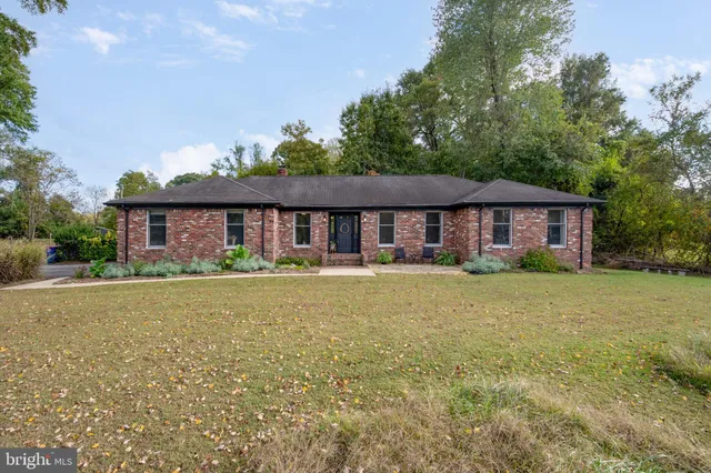 $569,000 | 5915 River Road, Bryans Road, MD 20616