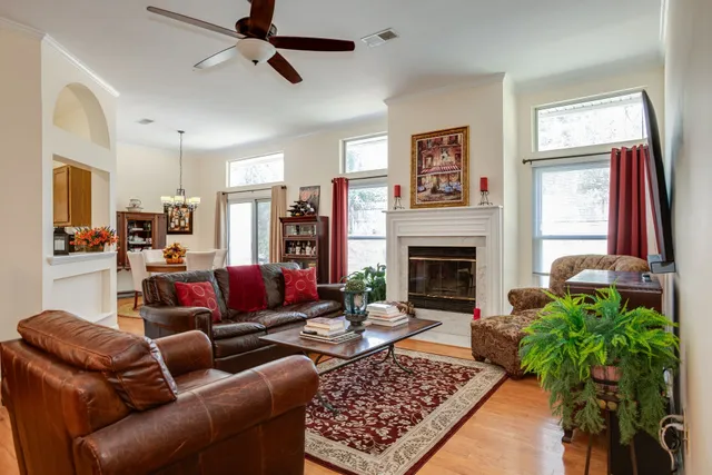 $378,200 | 1608 Aaronwood Drive, Old Hickory, TN 37138