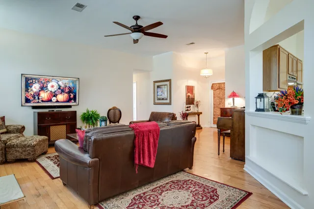 $378,200 | 1608 Aaronwood Drive, Old Hickory, TN 37138