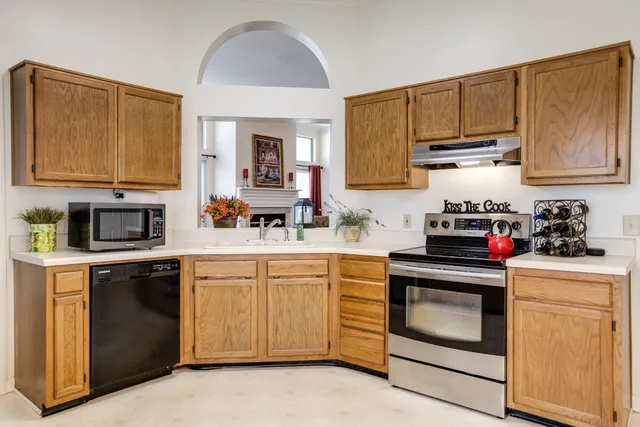 $378,200 | 1608 Aaronwood Drive, Old Hickory, TN 37138