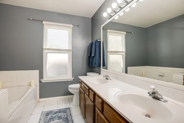 $378,200 | 1608 Aaronwood Drive, Old Hickory, TN 37138