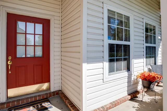 $378,200 | 1608 Aaronwood Drive, Old Hickory, TN 37138