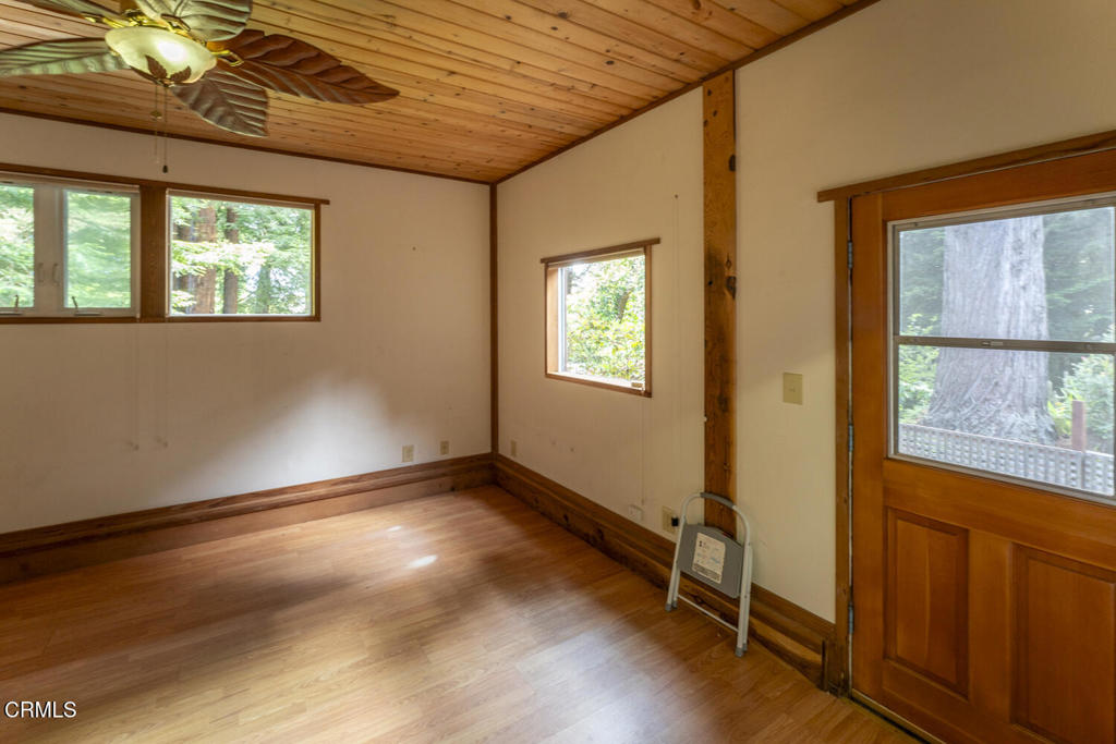 325 Nancy Way Fort Bragg, CA 95437 - Photo 22 of 47 DSC09372