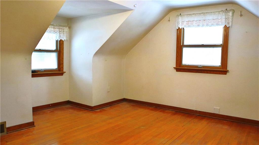 3428 Middletown Road Pittsburgh, PA 15204 - Photo 14 of 24 Gallery Image 14