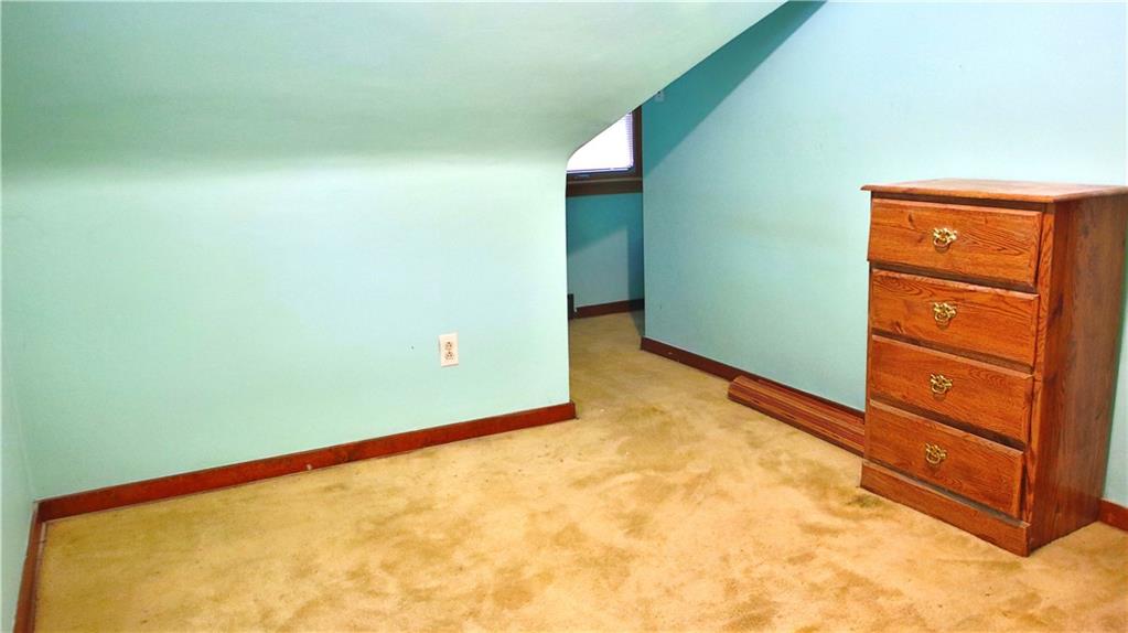 3428 Middletown Road Pittsburgh, PA 15204 - Photo 17 of 24 Gallery Image 17