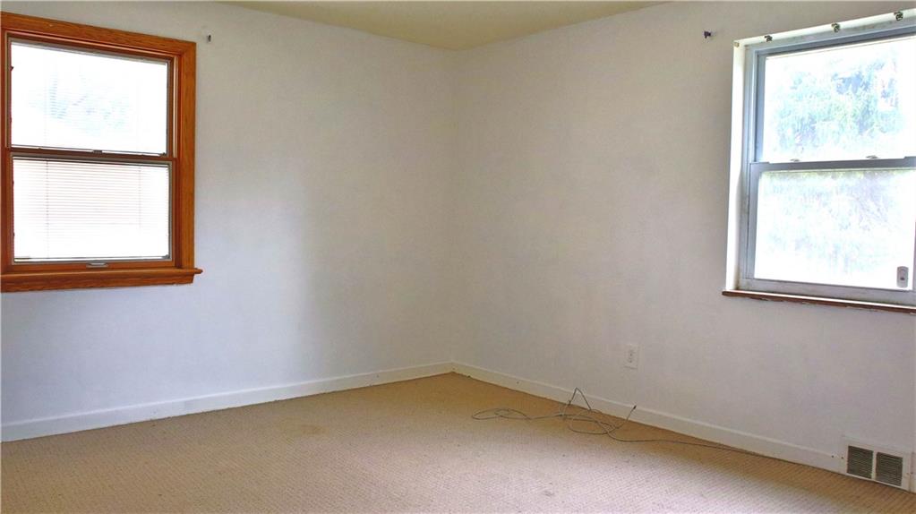 3428 Middletown Road Pittsburgh, PA 15204 - Photo 10 of 24 Gallery Image 10