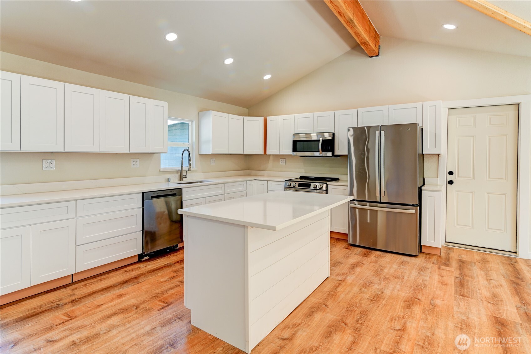 5411 Steamboat Island Road Northwest Olympia, WA 98502 - Photo 11 of 27