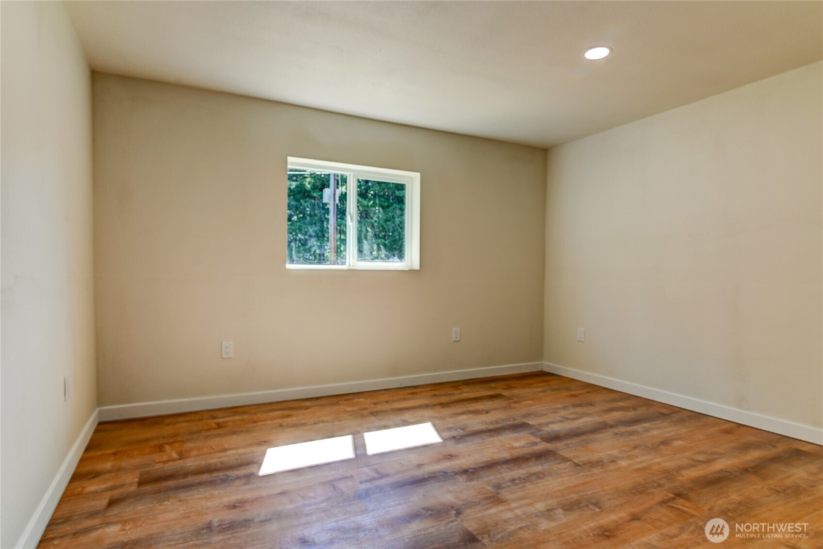 5411 Steamboat Island Road Northwest Olympia, WA 98502 - Photo 14 of 27