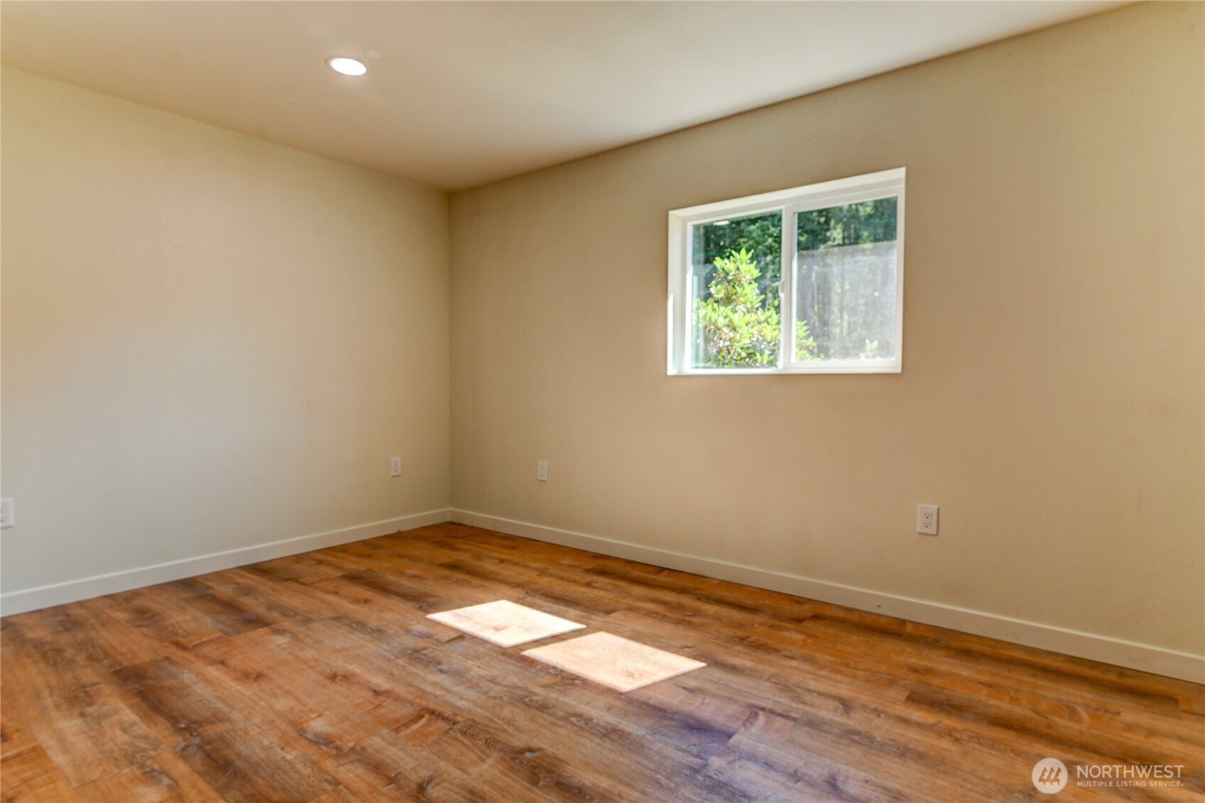 5411 Steamboat Island Road Northwest Olympia, WA 98502 - Photo 15 of 27