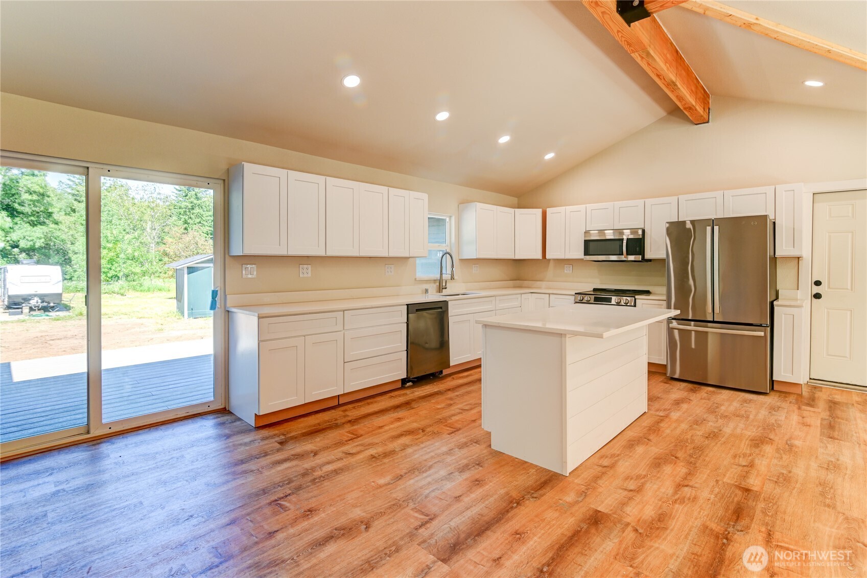 5411 Steamboat Island Road Northwest Olympia, WA 98502 - Photo 9 of 27