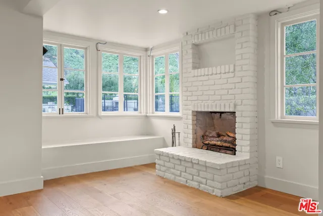 $19,500 | 17620 Camino De Yatasto, Pacific Palisades, CA 90272