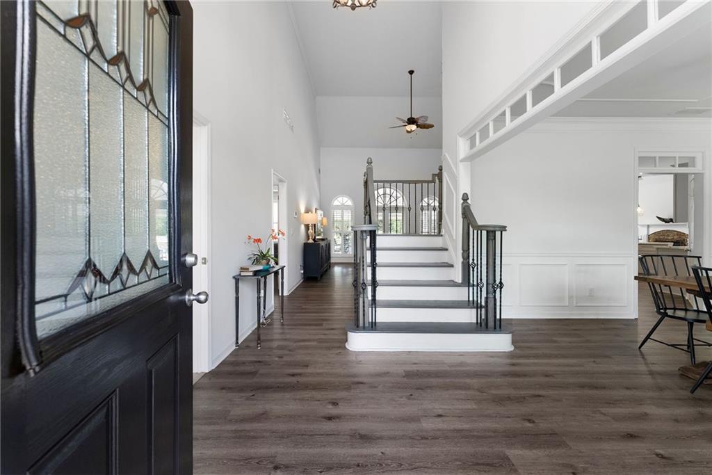 820 Nob Ridge Drive Southwest Marietta, GA 30064 - Photo 9 of 45 a view of entryway and hall with wooden floor