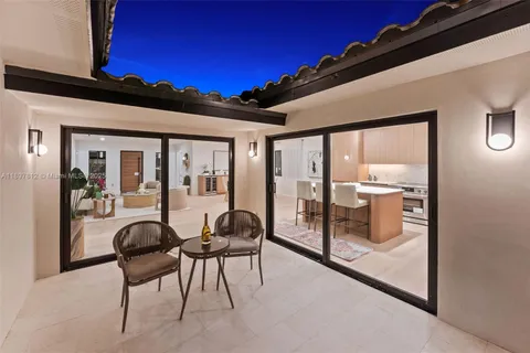 $2,320,000 | 8858 Garland Avenue, Surfside, FL 33154