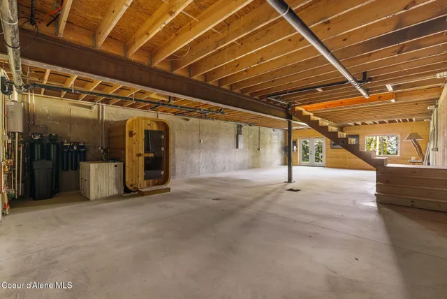 $2,100,000 | 452 Ruby Creek Road, Naples, ID 83847