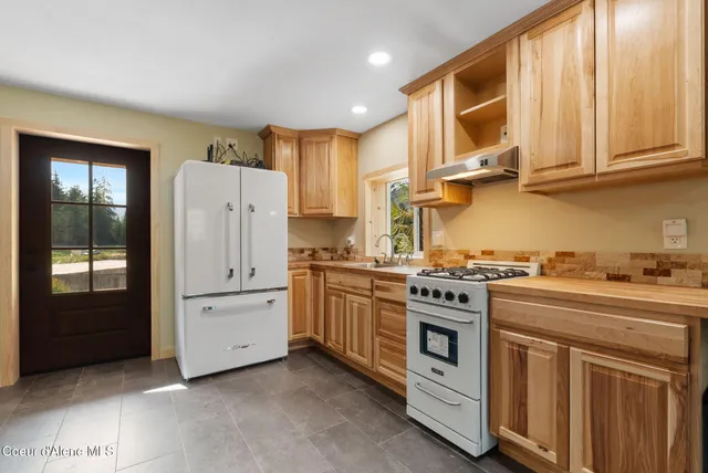 $2,100,000 | 452 Ruby Creek Road, Naples, ID 83847