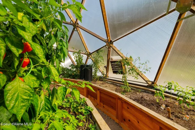 $2,100,000 | 452 Ruby Creek Road, Naples, ID 83847