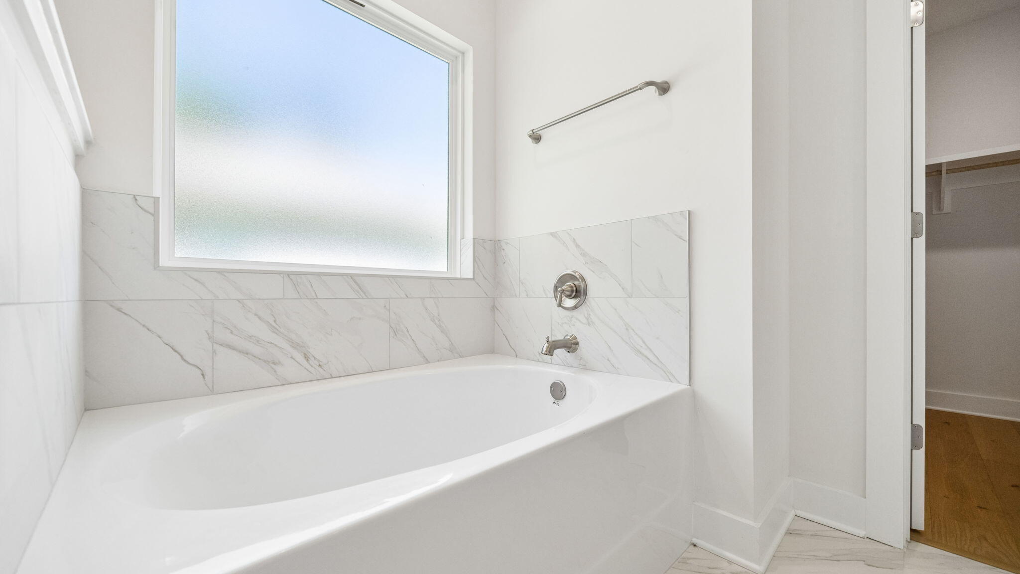 785 Old Ferry Road Santa Rosa Beach, FL 32459 - Photo 26 of 56 a white bath tub sitting next to a shower