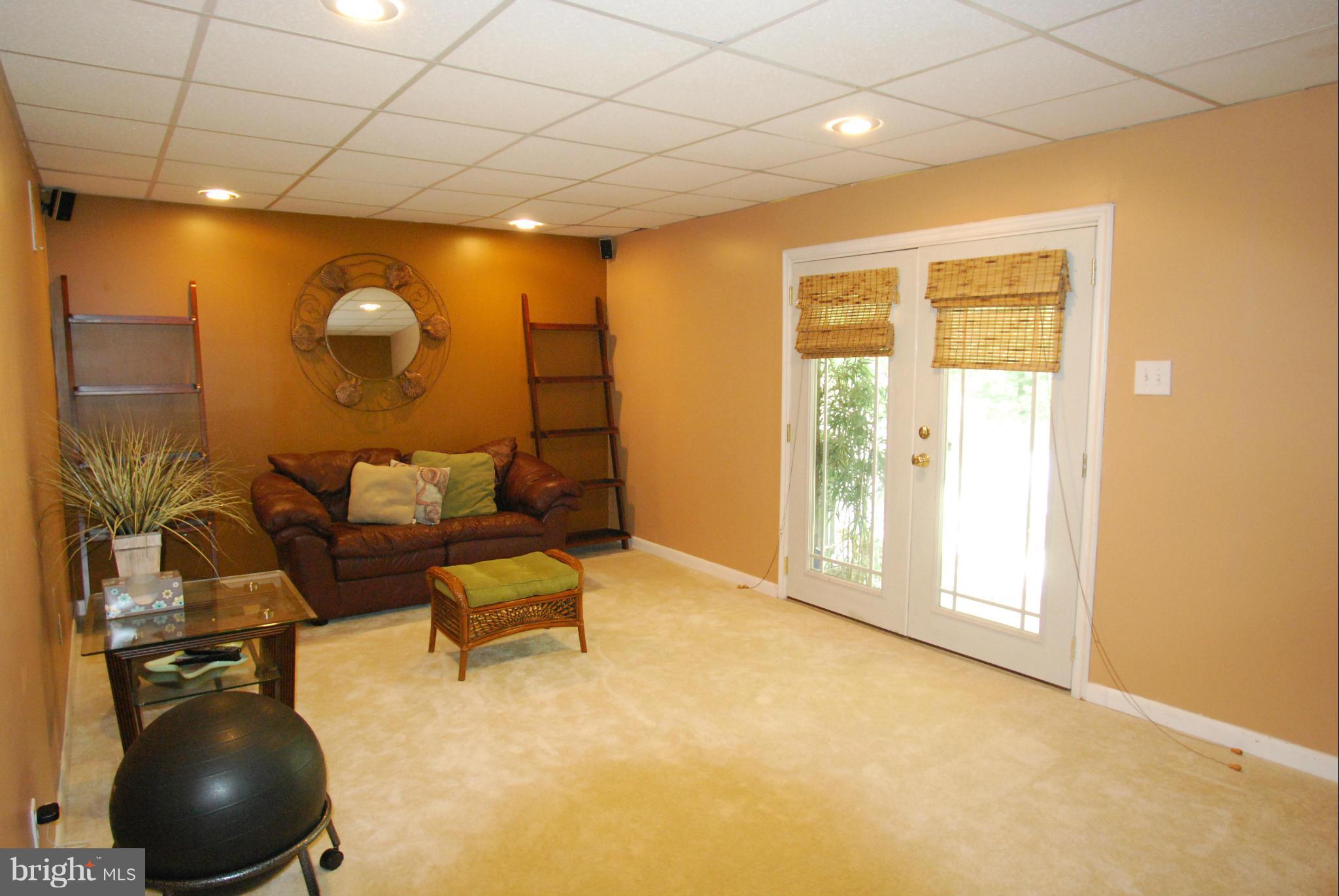 9265 Bellbeck Road Baltimore, MD 21234 - Photo 20 of 30 Lower Level Rec Room