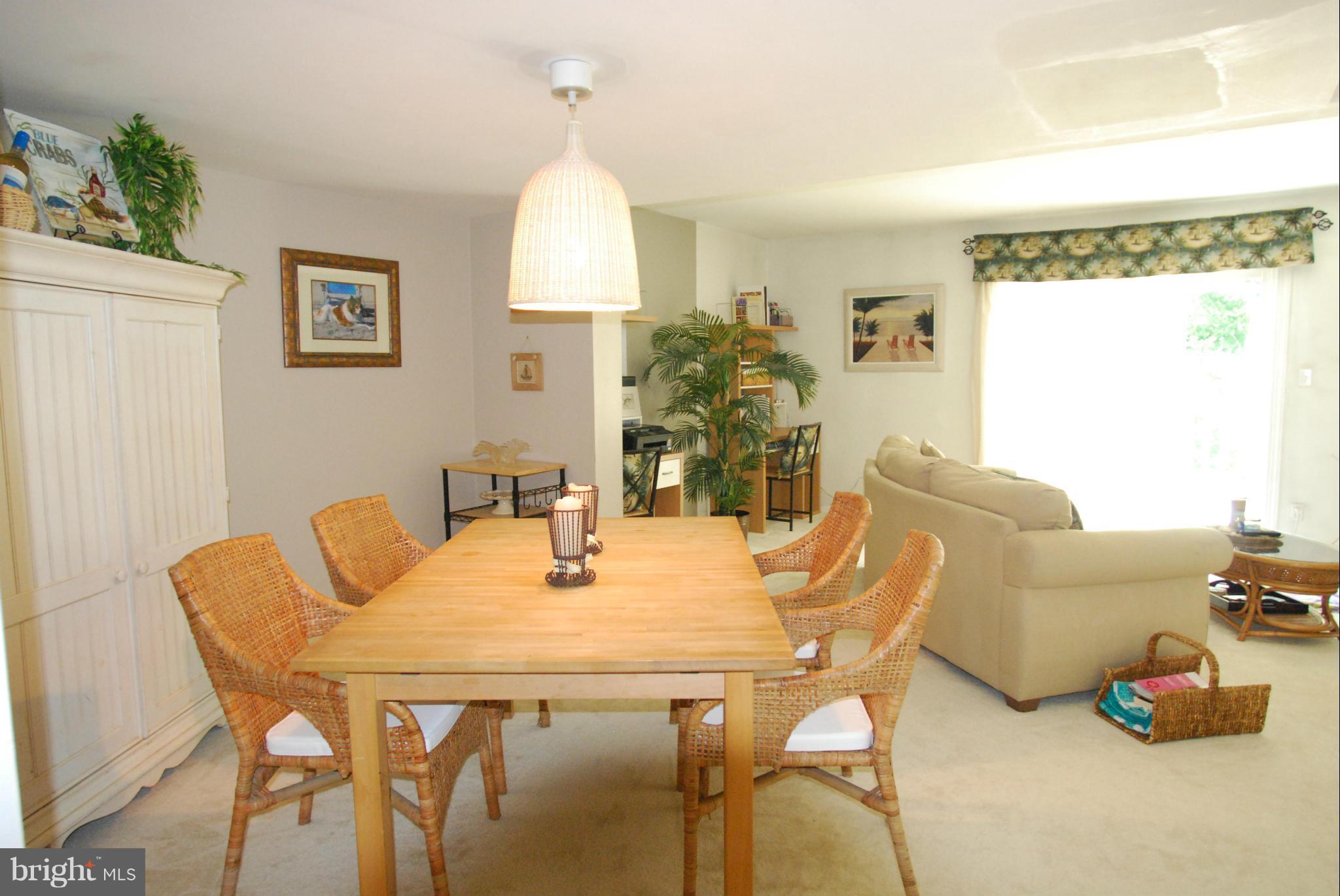 9265 Bellbeck Road Baltimore, MD 21234 - Photo 9 of 30 Dining Room