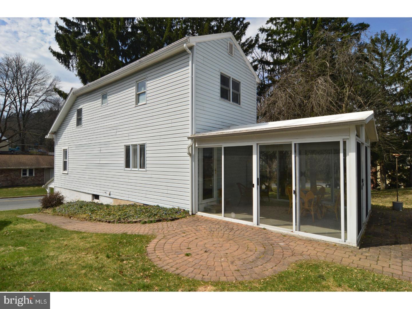 41 Reed Street Mohnton, PA 19540 - Photo 3 of 24 Exterior Side