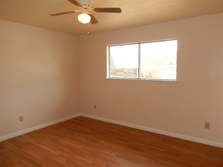 18465 Daley Road Madera, CA 93638 - Photo 6 of 11 Gallery Image 6