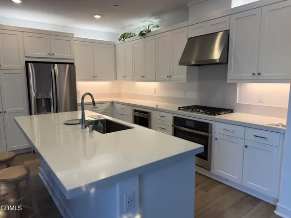 $4,750 | 461 Snowdrop Lane, Santa Paula, CA 93060