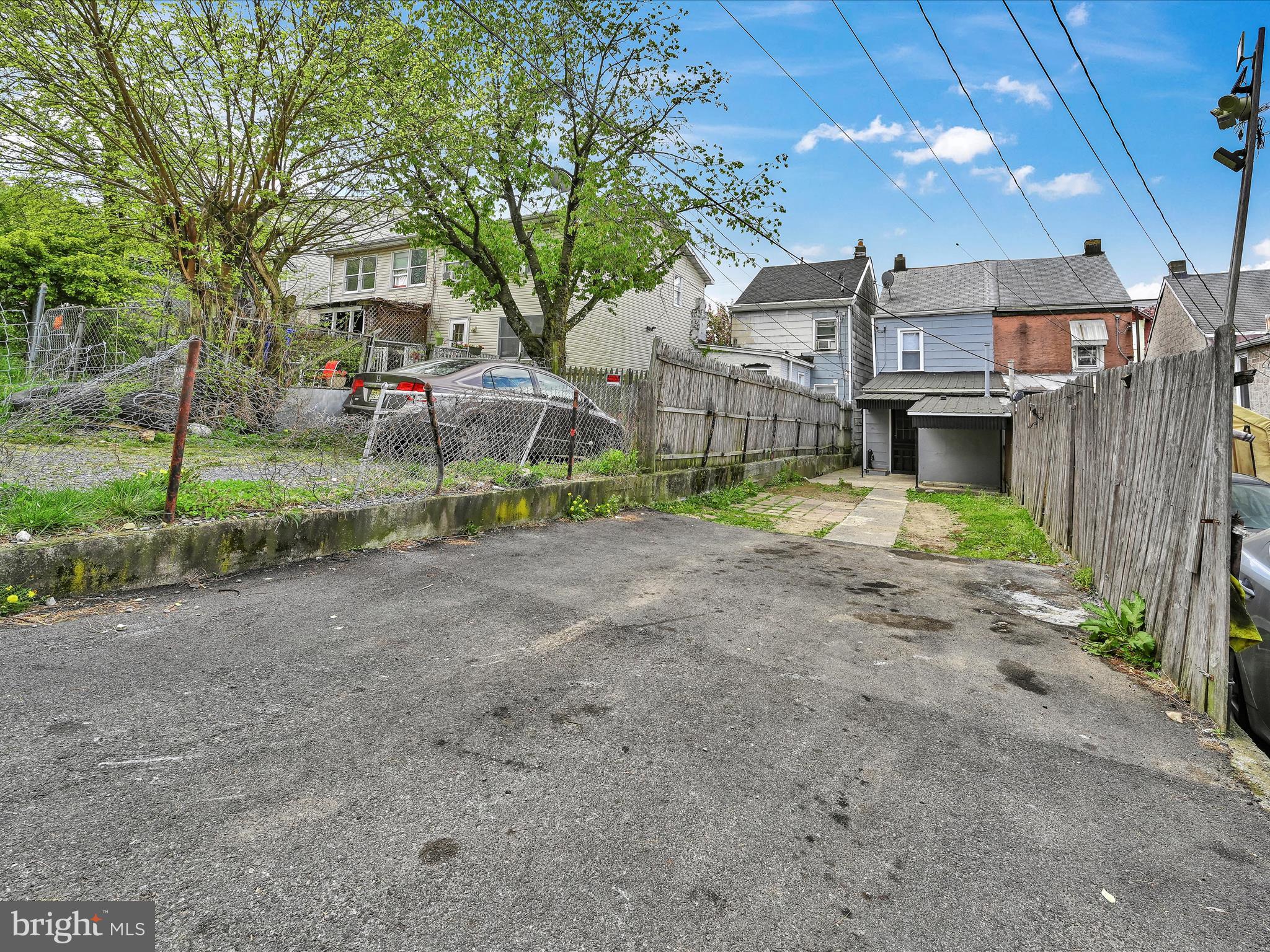 603 Maple Street Reading, PA 19602 - Photo 25 of 25 Rear Parking