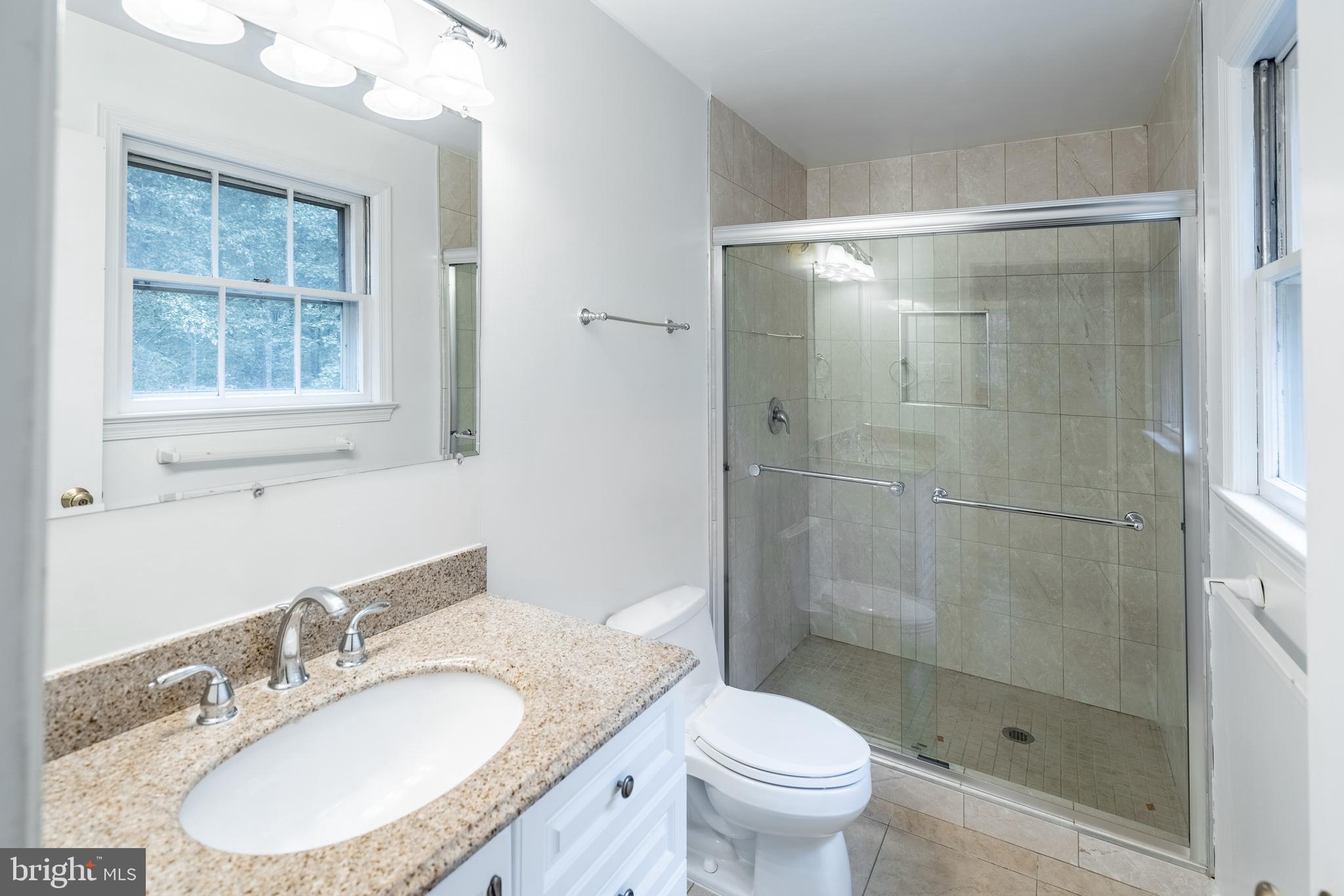 1148 Bellview Road McLean, VA 22102 - Photo 15 of 32 Primary Bathroom