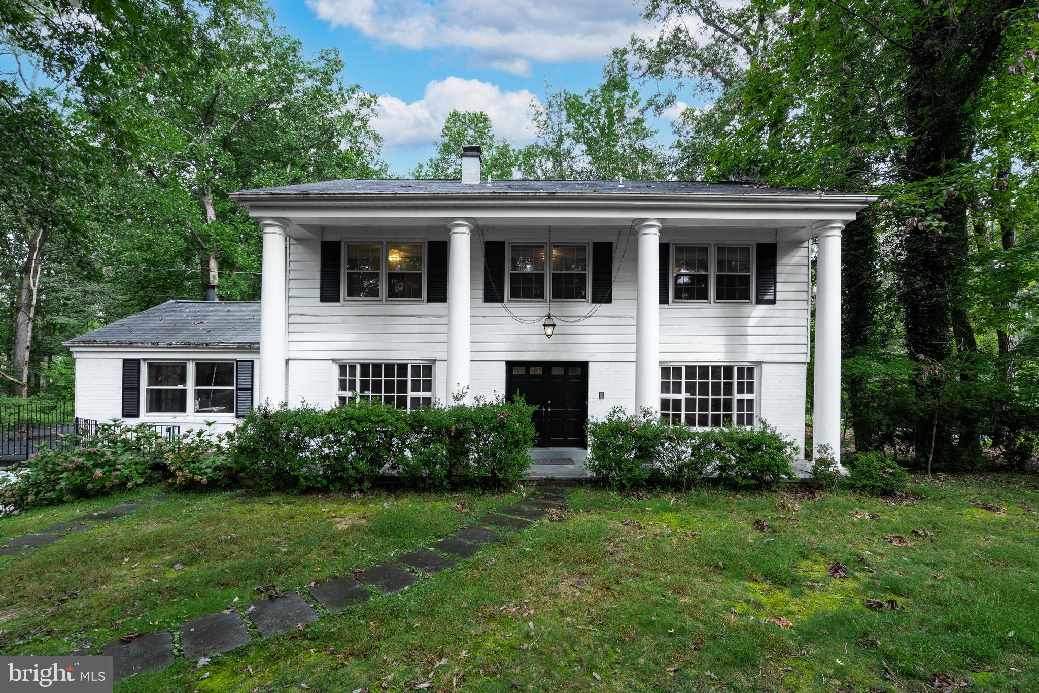 1148 Bellview Road McLean, VA 22102 - Photo 2 of 32