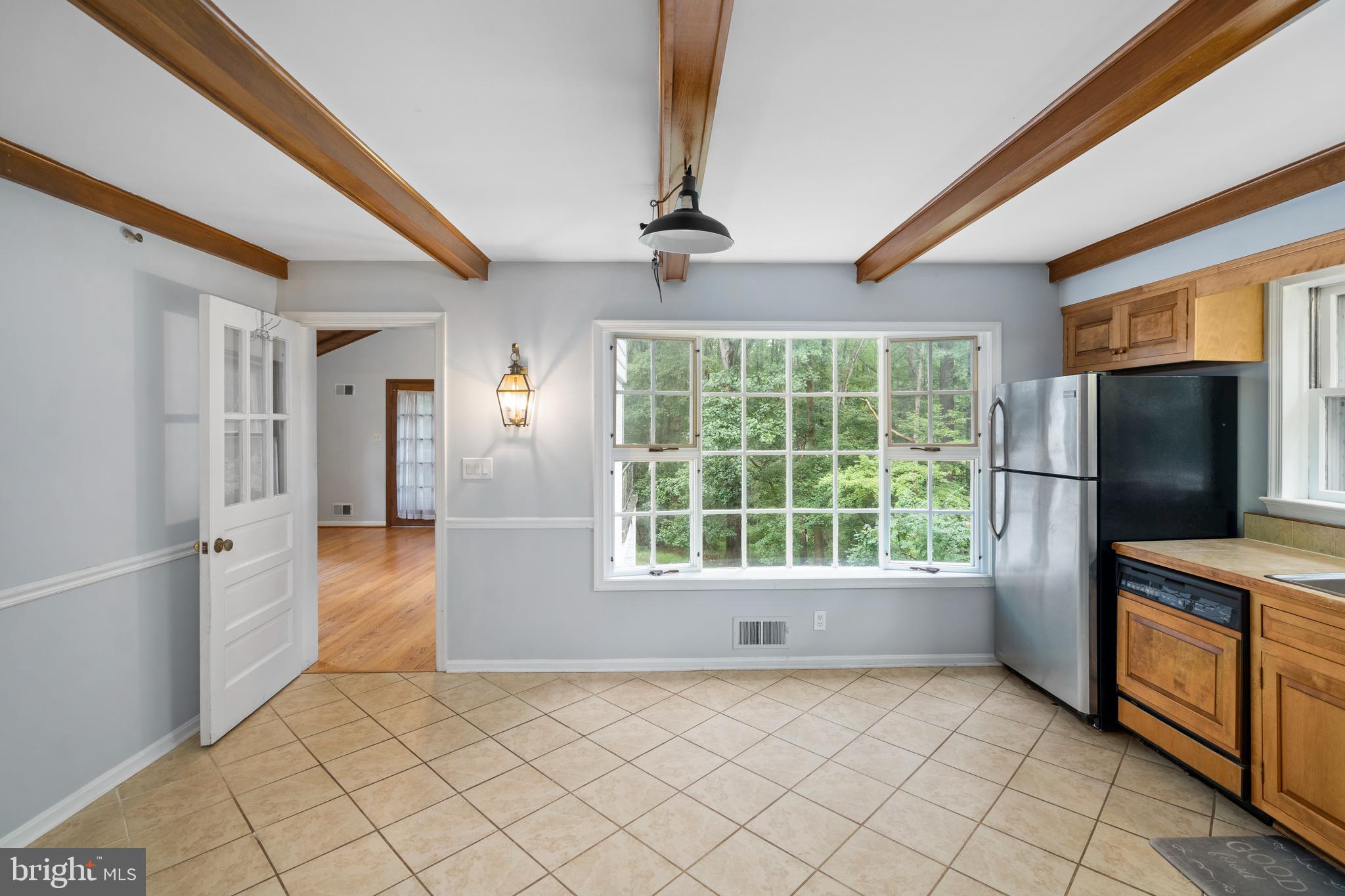 1148 Bellview Road McLean, VA 22102 - Photo 29 of 32 Kitchen