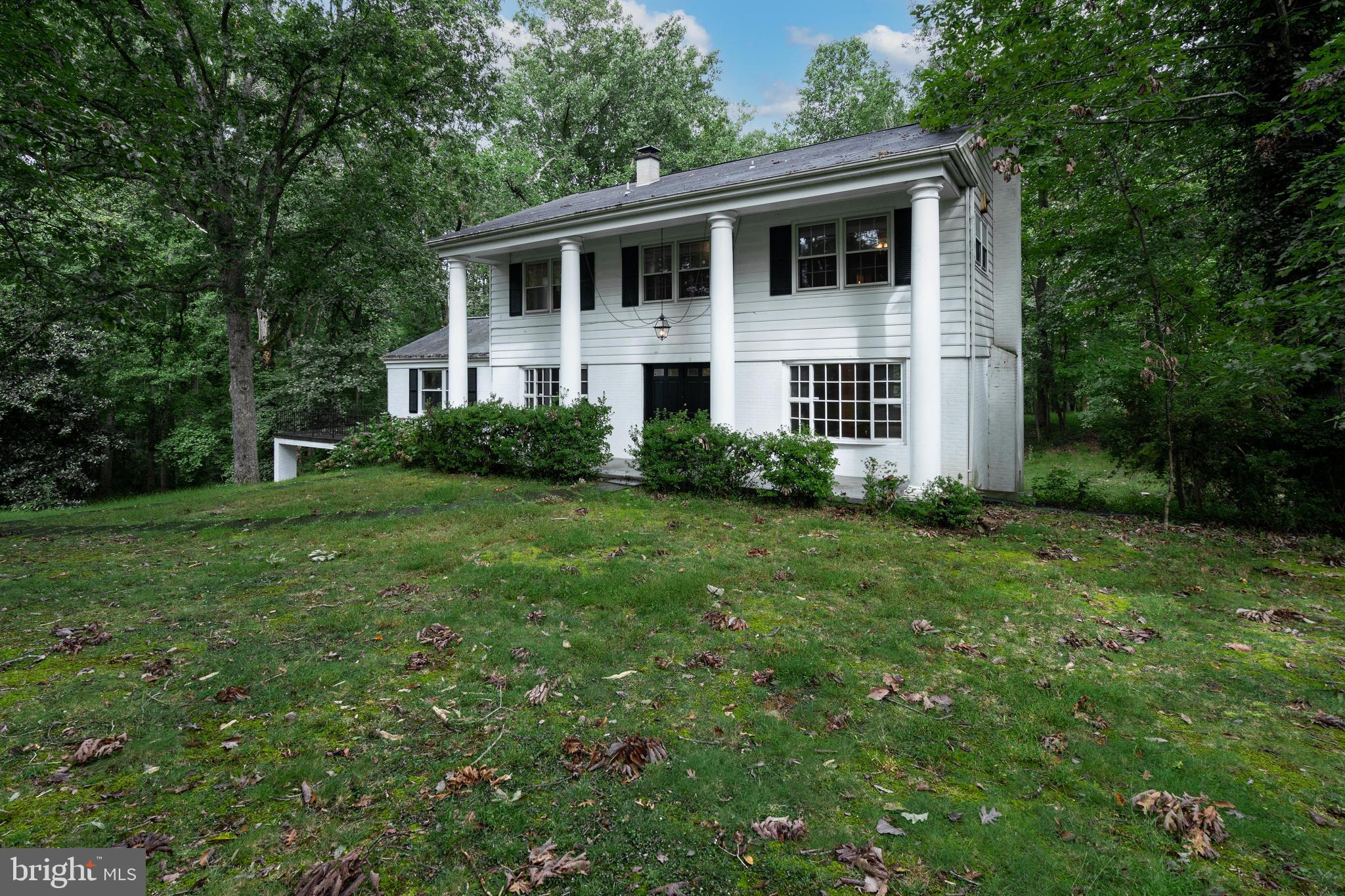 1148 Bellview Road McLean, VA 22102 - Photo 3 of 32