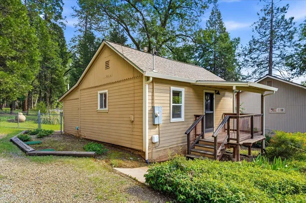 $299,000 | 10747 Bartlett Drive, Grass Valley, CA 95945