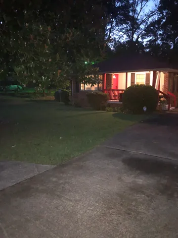 a bed room with a bed