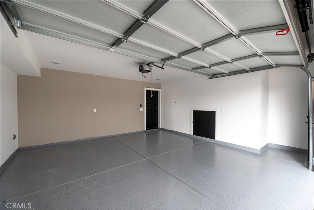 11857 West Flower Ln Valley Village Valley Village, CA 91607 - Photo 32 of 54 a view of an empty room