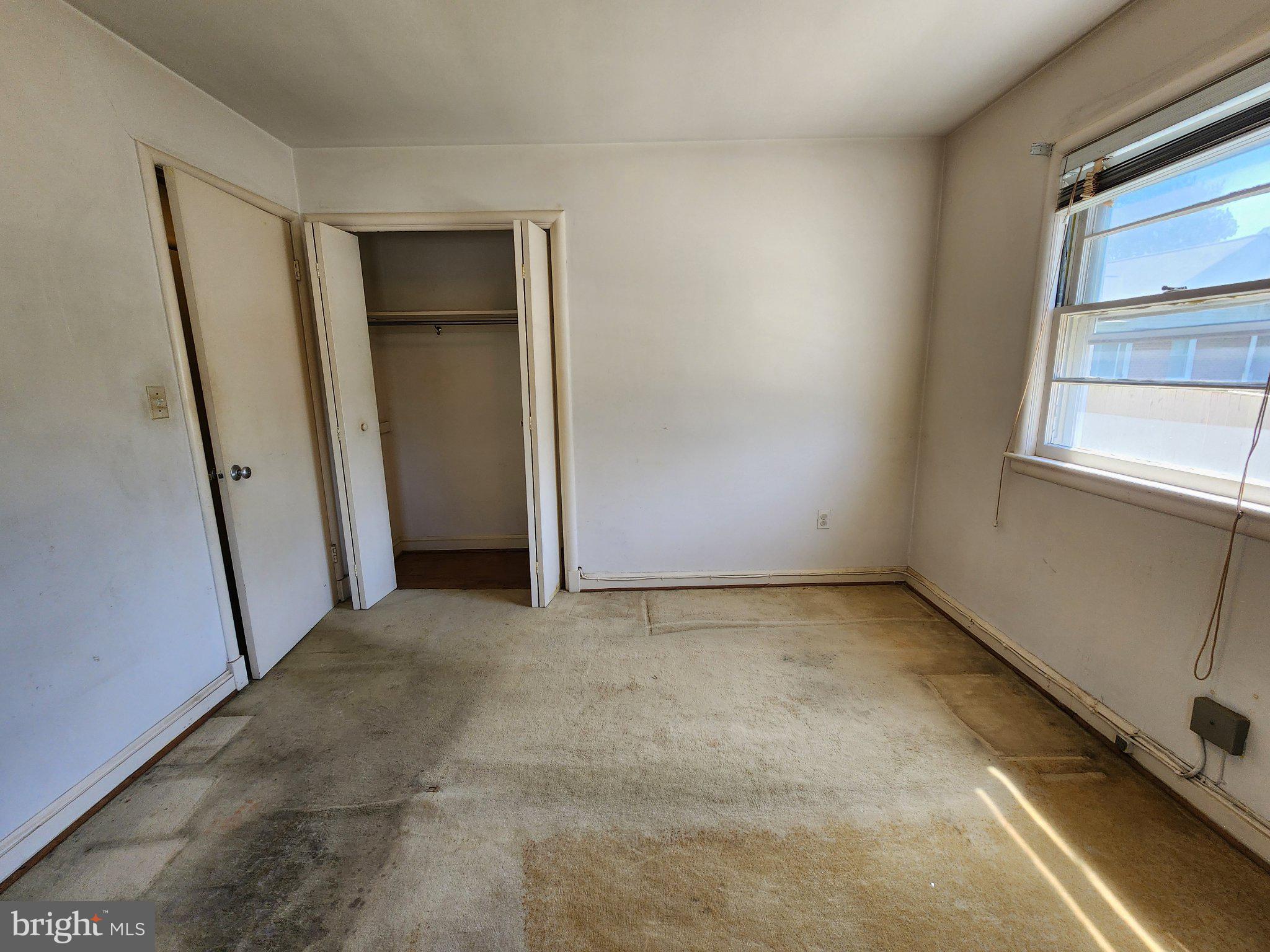 9709 Admiralty Drive Silver Spring, MD 20910 - Photo 19 of 39 Bright, spacious room ready for updates.