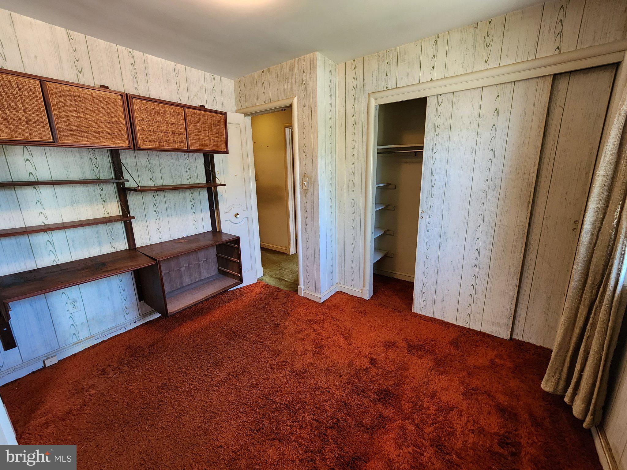 9709 Admiralty Drive Silver Spring, MD 20910 - Photo 23 of 39 Cozy room with vintage charm.