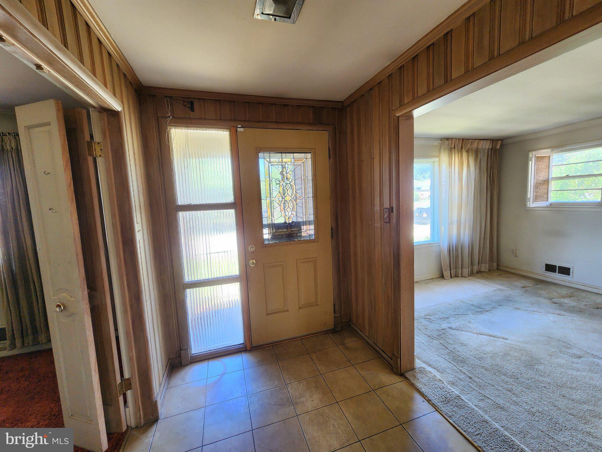 9709 Admiralty Drive Silver Spring, MD 20910 - Photo 4 of 39 Welcoming entryway with natural light.