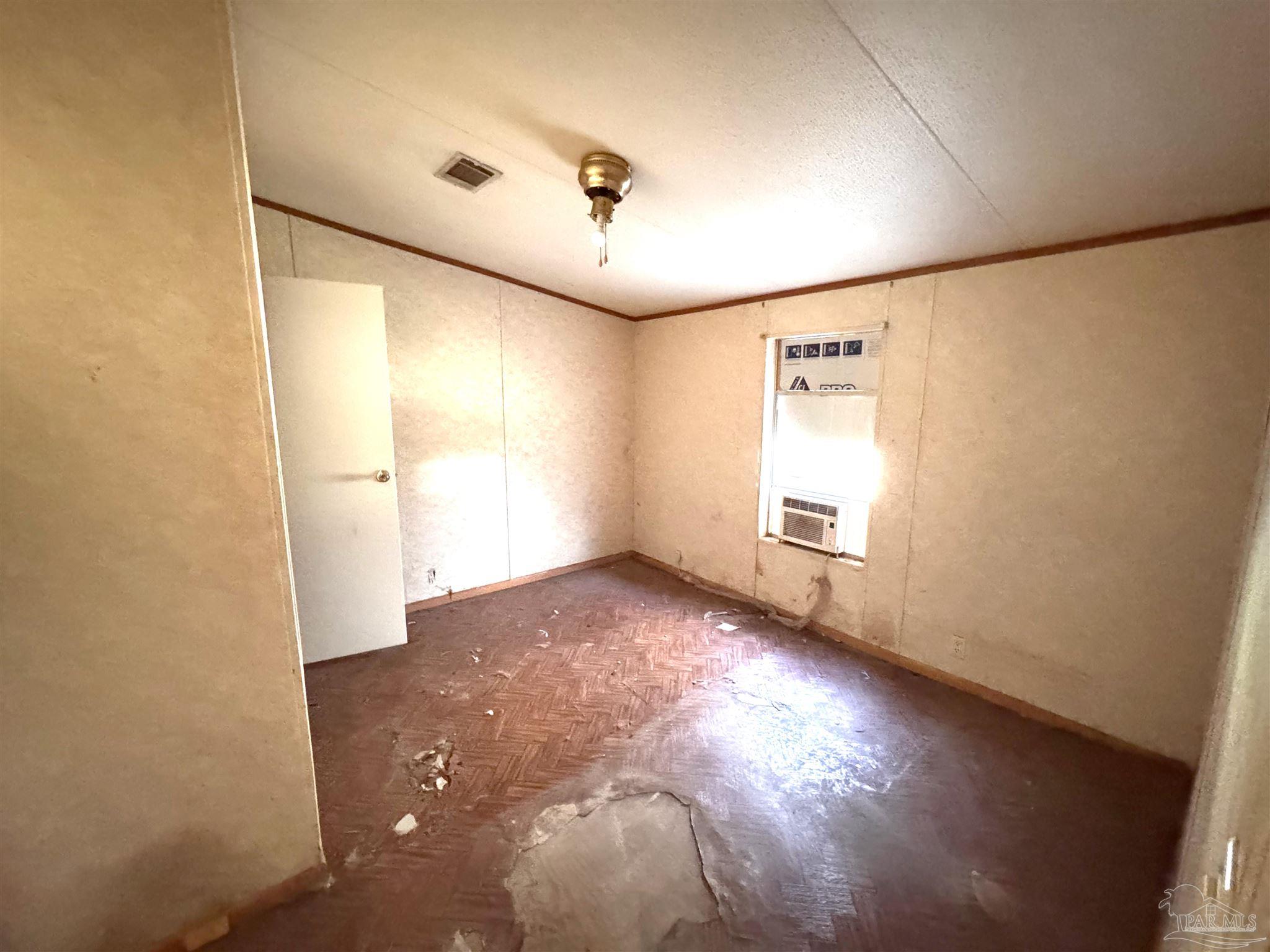 449 Benjulyn Road Cantonment, FL 32533 - Photo 10 of 16 Gallery Image 10