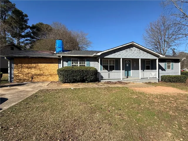 $109,900 | 596 Lakeridge Circle Southeast, Conyers, GA 30094