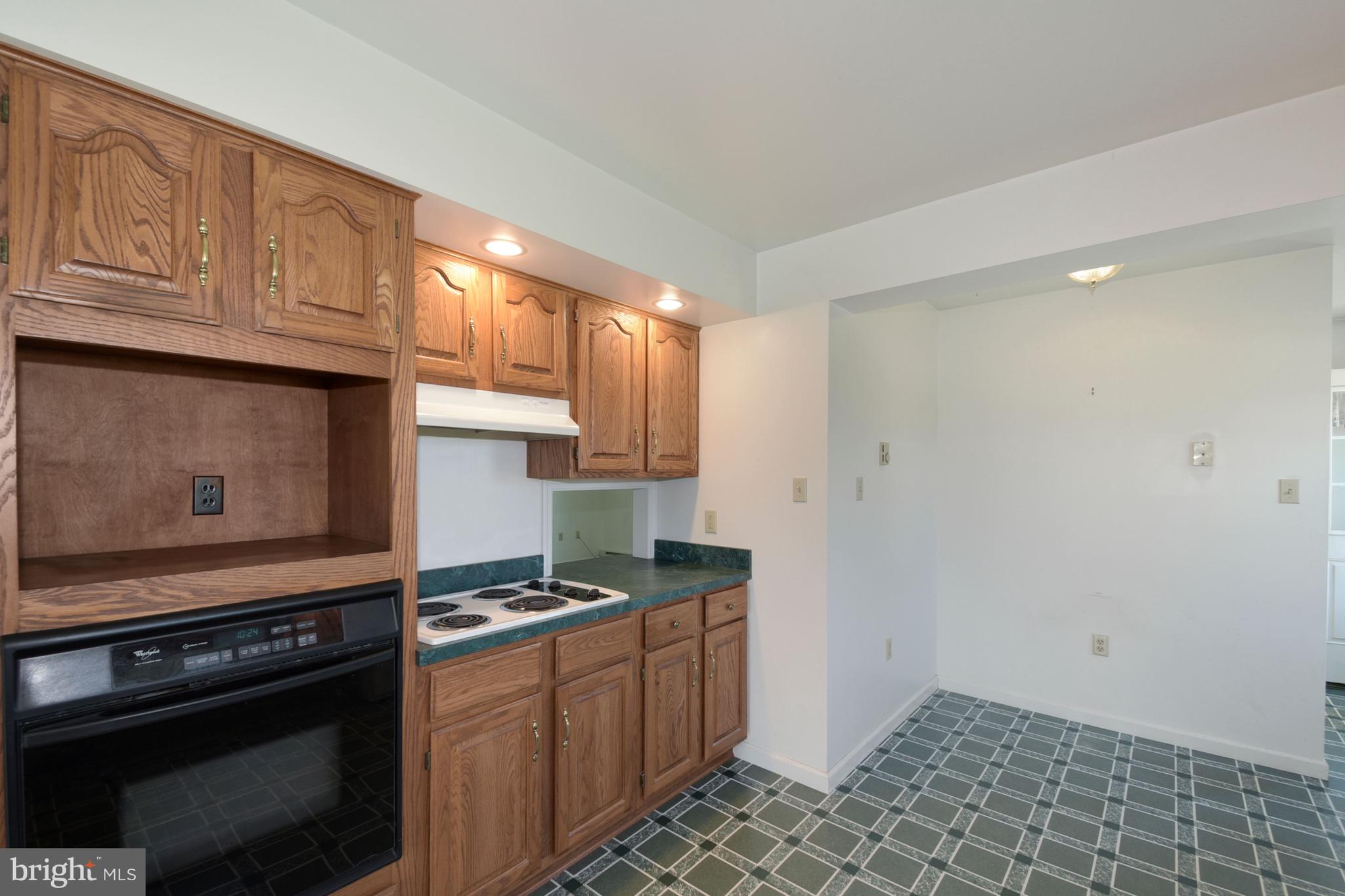 16920 Bullfrog Road Taneytown, MD 21787 - Photo 12 of 37 Kitchen