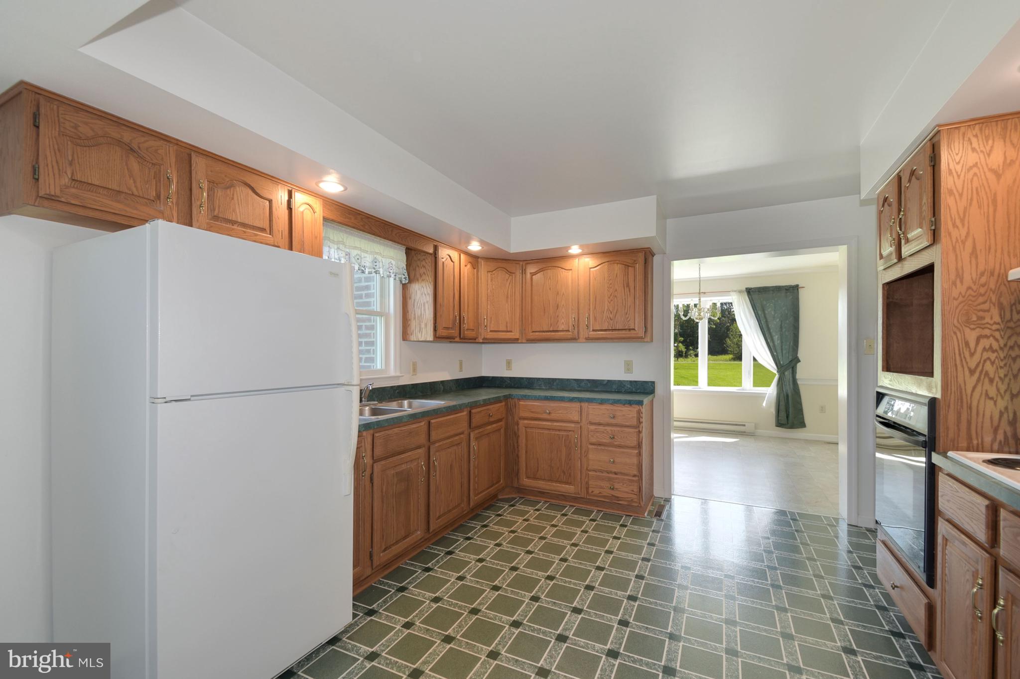 16920 Bullfrog Road Taneytown, MD 21787 - Photo 14 of 37 Kitchen
