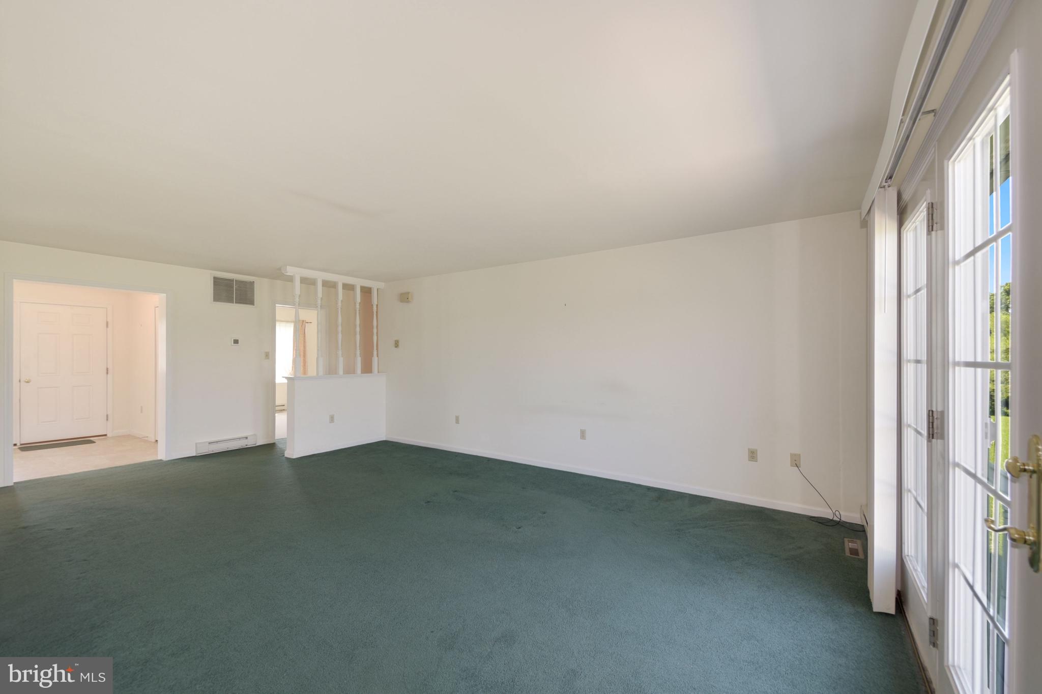 16920 Bullfrog Road Taneytown, MD 21787 - Photo 16 of 37 Family Room